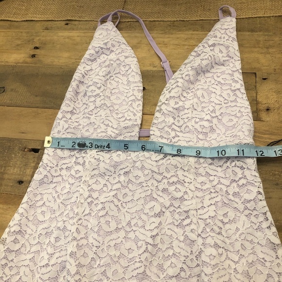 SUPERDOWN lace mini dress lavender - Picture 6 of 8